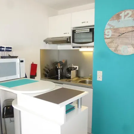 2 Pieces, Balcon Vue Mer, Parking Prive, Des Demoiselles - Fr-1-224c-27